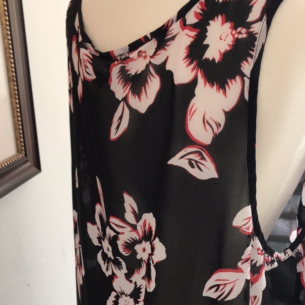 Floral tunic - Picture 3 of 4